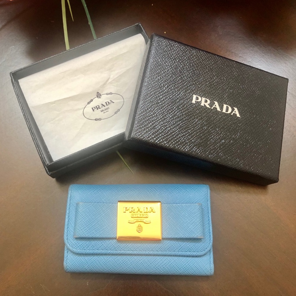 Prada blue safiano ribbon 4  keys/card case